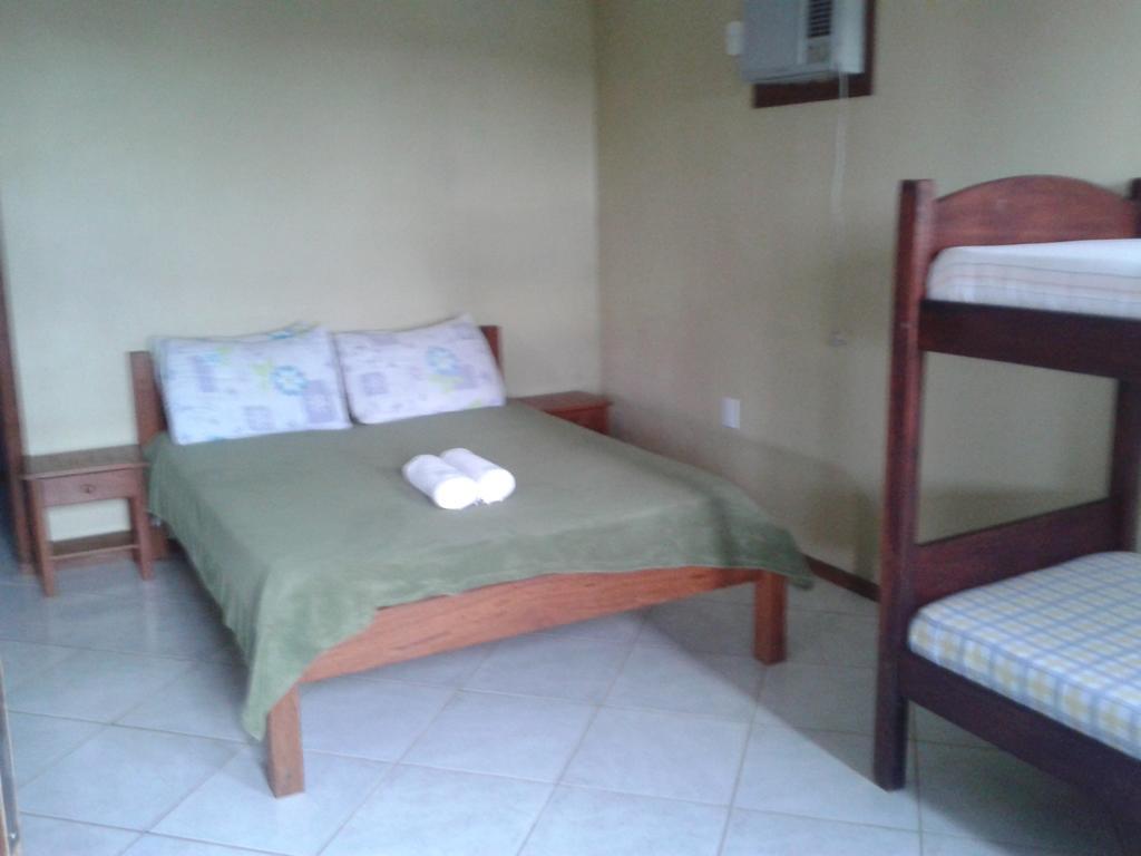 Pousada Terra Linda Praia do Rosa Habitación foto